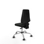 Silla de oficina Elche con mecanismo Asincro tapizada con Tela color Negro. Equipada con Base cromada, Sin brazos y Ruedas 65 mm parqué