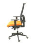 Silla de oficina Horna con mecanismo Sincro tapizada con Tela color Naranja y malla color Negro. Equipada con lumbar 1D, Brazos 1D y Ruedas de parqué