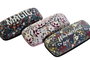 DKD Home Decor Funda para Gafas PU y Metal Surtido de 3 Colores SLOGAN