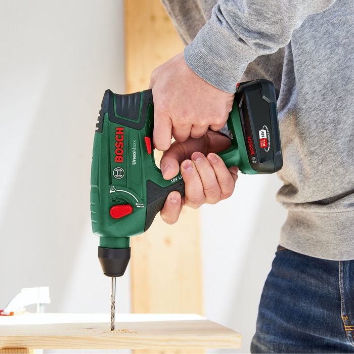 Bosch UNEO Maxx Akku-Bohrhammer 18V Bosch UNEO Maxx Akku-Bohrhammer 18V