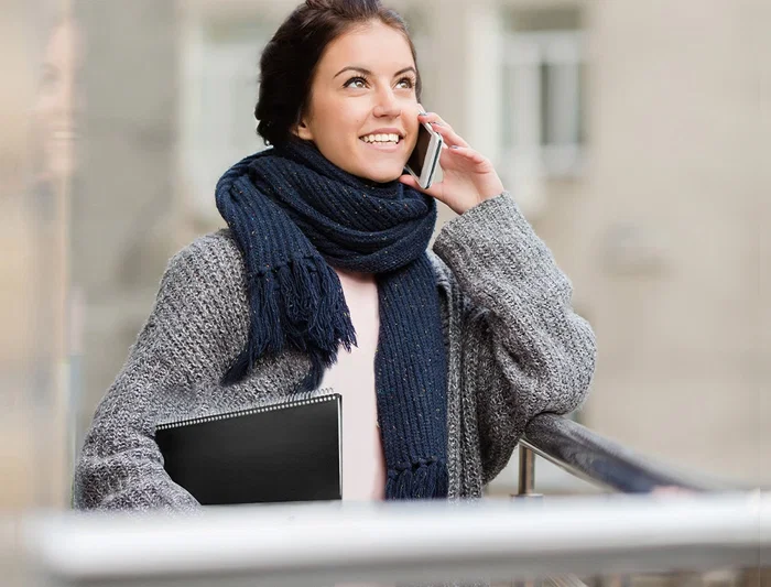 Liderpapel Carpeta Escaparate con Espiral 20 Fundas Polipropileno DIN A5 Negro Opaco