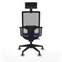 Silla de oficina Horna con mecanismo Sincro/Traslack tapizada con Tela color Lila y malla color Gris. Equipada con lumbar 1D, Brazos 1D, Cabecero Fijo y Ruedas 65 mm parqué