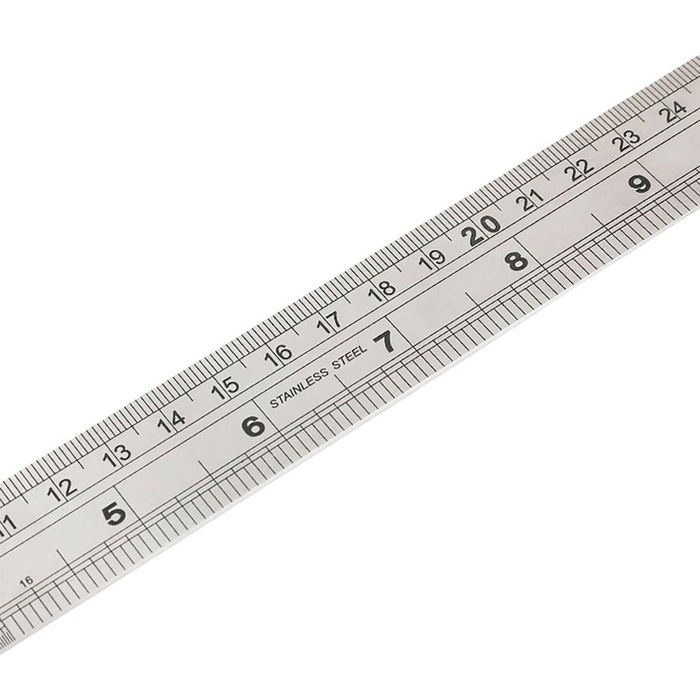 Workpro Regla de Acero Inoxidable, Métrico-SAE, Tabla de Conversión Grabada, 600 mm Workpro Regla de Acero Inoxidable, Métrico-SAE, Tabla de Conversión Grabada, 600 mm