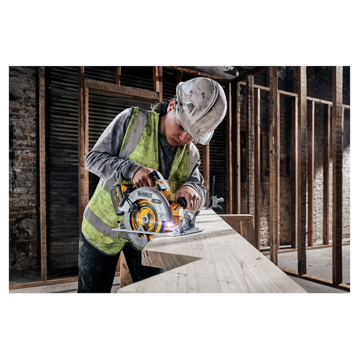 DeWalt DCS573NT-XJ Sierra circular de mano inalámbrica 18V DeWalt DCS573NT-XJ Sierra circular de mano inalámbrica 18V
