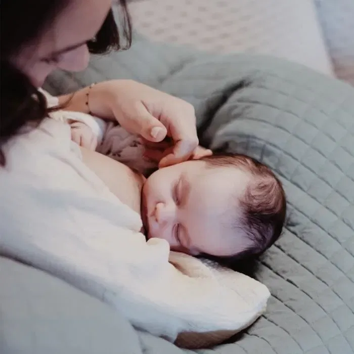 Beaba BEA3660950075984 Big Flopsy Flor de Algodón Sage Green 170 cm Beaba BEA3660950075984 Big Flopsy Flor de Algodón Sage Green 170 cm