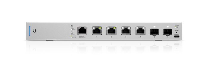 Ubiquiti Switch 4x 2.5/5/10G RJ-45, 2x 1/10 SFP+, 802.3bt PoE++, 40W, 120 Gbps, 165 x 268.1 x 31.8 mm