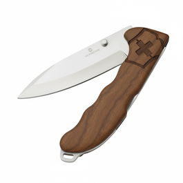 VICTORINOX Cuchillo Suizo Hunter Evogué Wood, Navaja de Bolsillo con Mango de Madera