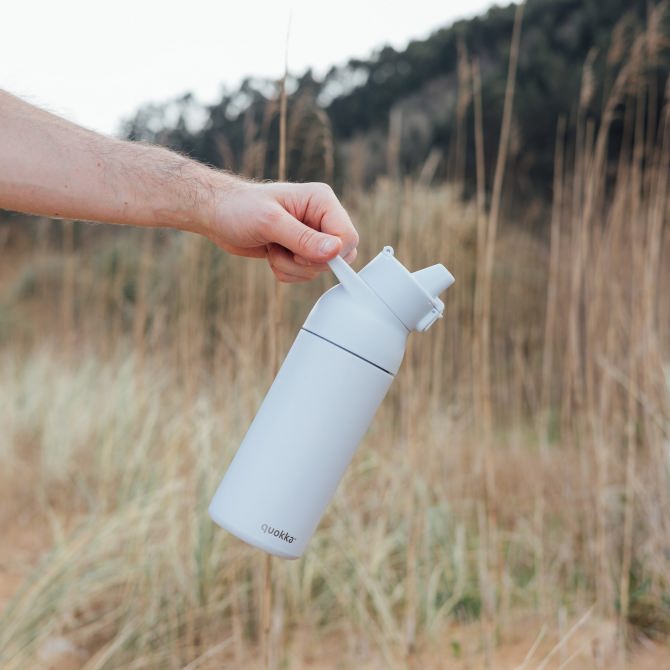 QUOKKA Botella Termo para Niños 700ml, Acero Inoxidable con Sipper Tide Gray