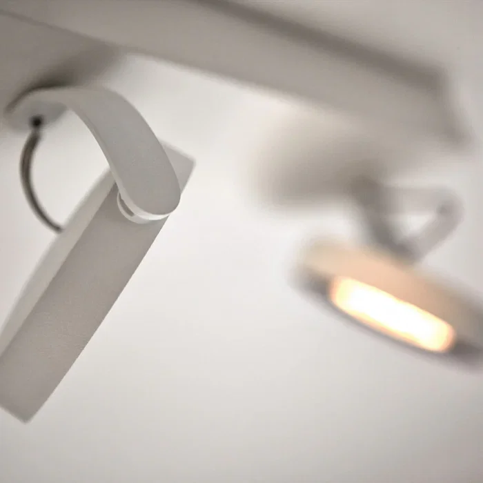Philips Aplique de Pared LED ClockWork Blanco 4x4.5W Regulable 2000 Lumenes