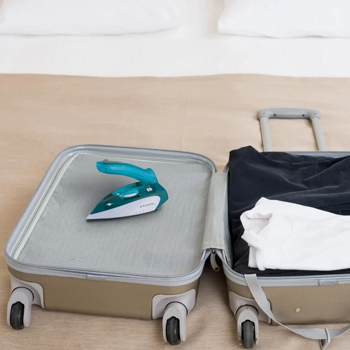 Grunkel PLV-900 Plancha de Viaje 900W Blanco, Azul Grunkel PLV-900 Plancha de Viaje 900W Blanco, Azul