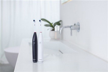 Beurer TB-50 Cepillo Eléctrico Negro con 3 Programas, Limpieza Oscilante y Pulsátil, Temporizador 2 Minutos, Autonomía 45 Días y Control Presión