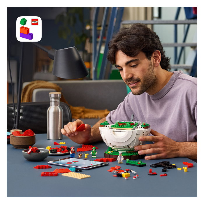 LEGO 72154 Pokémon Poké Ball con Momentos Icónicos de Entrenadores