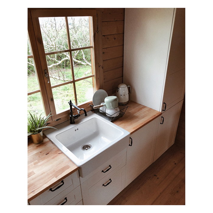 SMEG KLF04CREU Hervidor de Agua Retro 50s Style 1.7L 2400W Acero Inoxidable 7 Temperaturas Color Crema