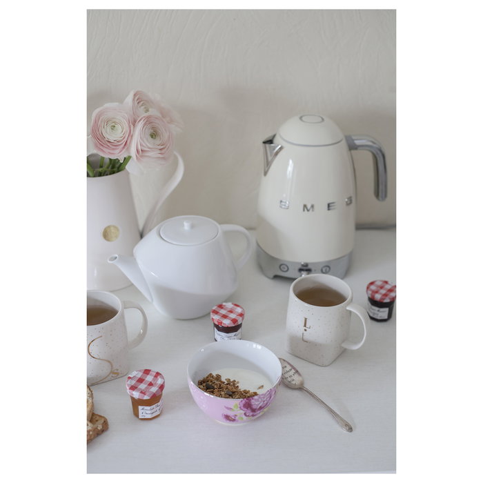 SMEG KLF04CREU Hervidor de Agua Retro 50s Style 1.7L 2400W Acero Inoxidable 7 Temperaturas Color Crema