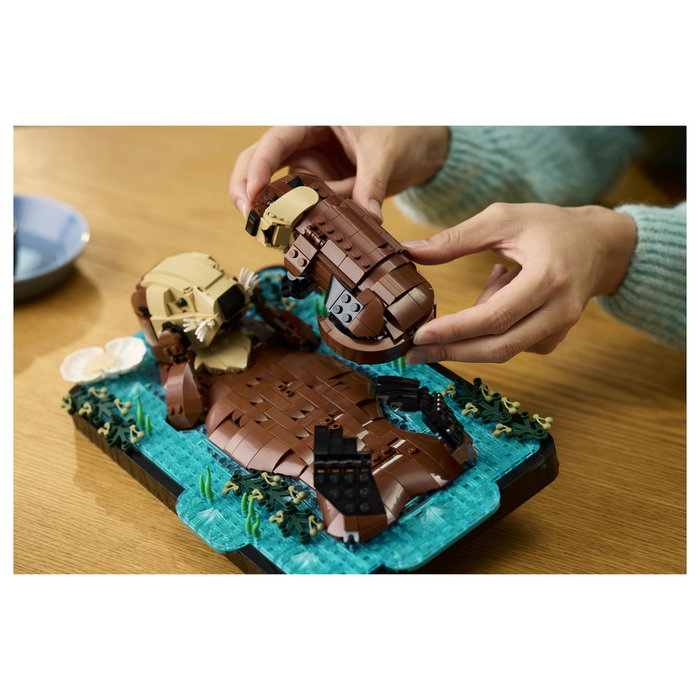 LEGO Ideas Nutrias Marinas a Flote 21366, Modelo de Animales para Adultos