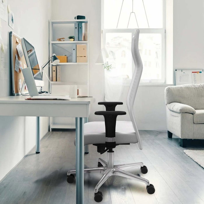 Sillón Albacete con mecanismo Sincro tapizada con Tela color Lila y malla color Negro. Equipado con Base aluminio, Brazos 1D y Ruedas 65mm nailon Sillón Albacete con mecanismo Sincro tapizada con Tela color Lila y malla color Negro. Equipado con Base aluminio, Brazos 1D y Ruedas 65mm nailon