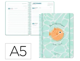 Liderpapel Agenda Escolar 2026-2027 Fantasy C, A5 Día Página, Espiral, Tapa Dura, Interior Bilingüe, Papel FSC 80g, Azul Save Planet, con Gomilla y Pegatinas