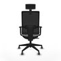 Silla de oficina Horna con mecanismo Sincro/Traslack tapizada con Tela color Gris claro y malla color Negro. Equipada con lumbar 1D, Brazos 1D, Cabecero 2D y Ruedas 65 mm parqué