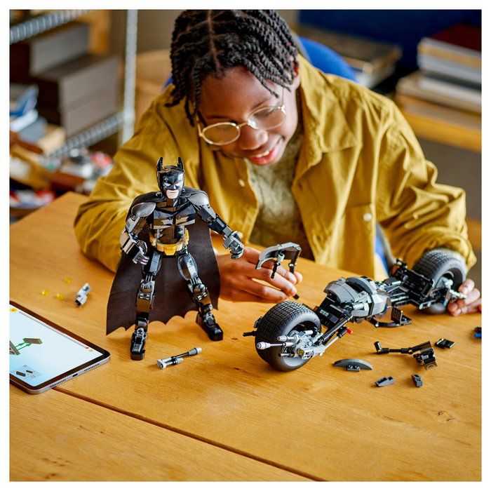 LEGO DC Batman Figura de Batman con Batpod 76273