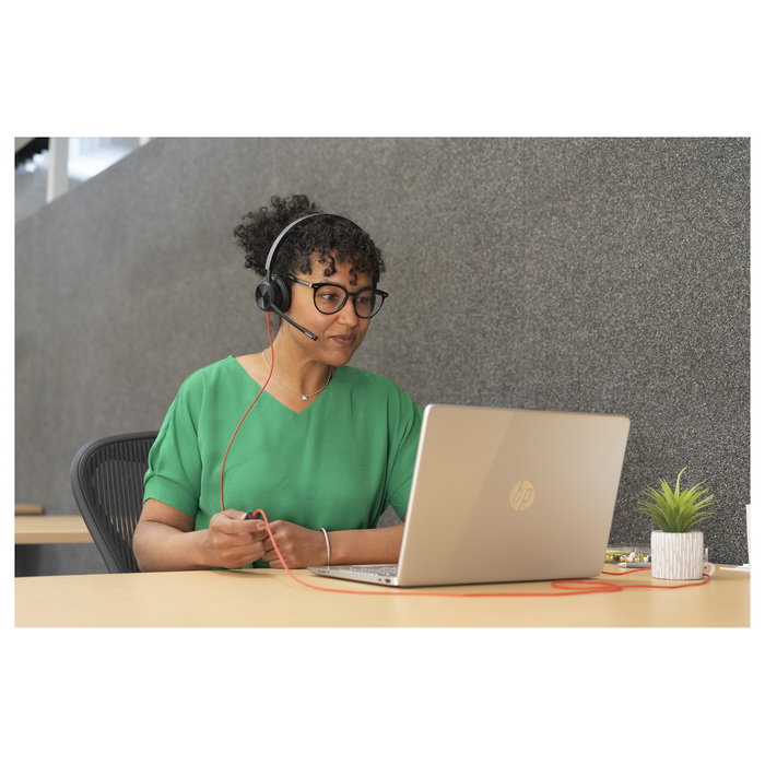 Poly Blackwire 8225 Auriculares estéreo USB-C con certificación Microsoft Teams y adaptador USB-C/A, Negro