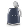 Smeg KLF03NBEU, Hervidor de Agua 1.7L, 2400W, Filtro Antical, Azul Marino