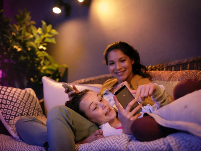 Philips Hue Lily White & Color Ambiance Kit de 3 puntos - Antracita Philips Hue Lily White & Color Ambiance Kit de 3 puntos - Antracita