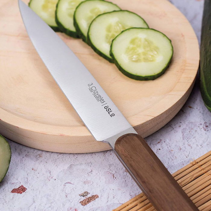 3 Claveles Cuchillo Cocinero Oslo 130 mm Acero Inoxidable Mango Madera Nogal