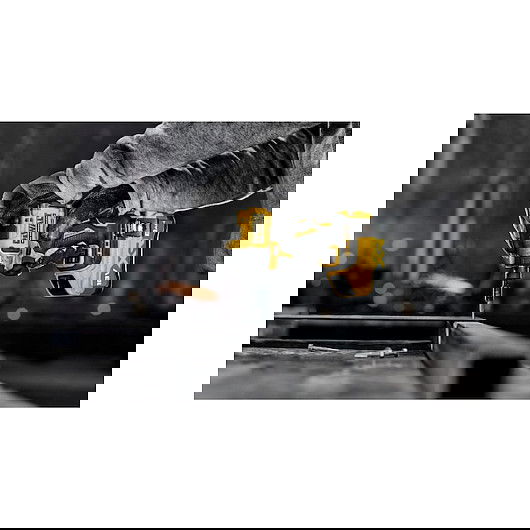 DeWALT DCF860NT-XJ Destornillador de Impacto 1/4" 18V Sin Escobillas, 4400Nm de Torque, Mango de Pistola, 3800 RPM, Negro y Amarillo