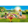 Playmobil Mini Golf 71449 Set de Regalo Divertido con Campo, Accesorios y Figuras para Niños a partir de 4 años