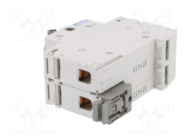 LEGRAND FR300 Interruptor de aislamiento 2 polos 32A 400VAC LEGRAND FR300 Interruptor de aislamiento 2 polos 32A 400VAC