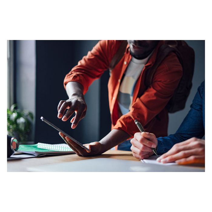 Philips DVT1600 - Grabadora de Audio Digital PCM, 129 Horas de Grabación, Formato WAV, Memoria 32GB, USB Tipo-C, Negro/Plata Philips DVT1600 - Grabadora de Audio Digital PCM, 129 Horas de Grabación, Formato WAV, Memoria 32GB, USB Tipo-C, Negro/Plata