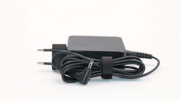 Lenovo Adaptador de Corriente 65W, 20V, 3.25A, Negro