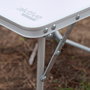 Aktive Mesa de camping plegable pequeña antivuelco malva