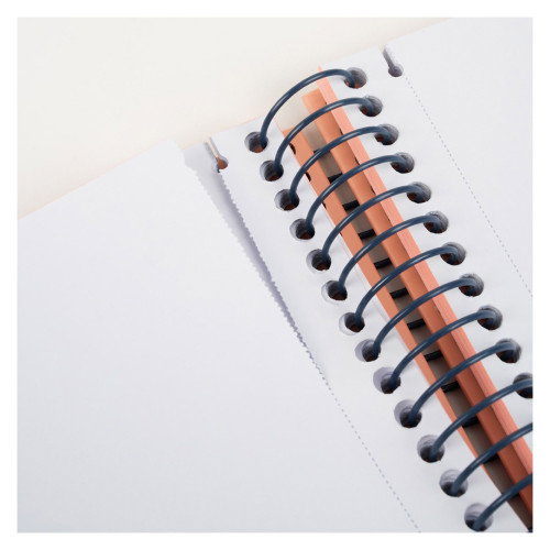 Milan Cuaderno A4 Tapa Dura Espiral, 80 Hojas Blancas 95 gr/m², Colección 430 Since 1918, Beige, Ref. 57141E80BG