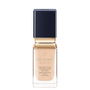 Cle De Peau Beaute Radiant Fluid Foundation I10 Marfil muy claro SPF 25 35ml