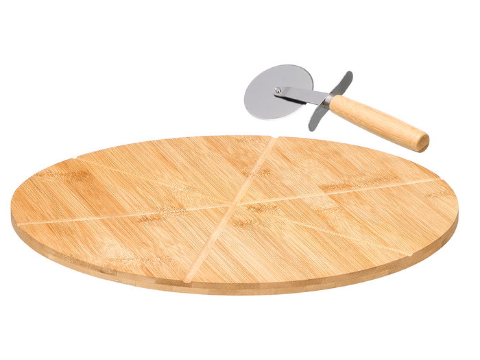 Kinvara - Set de Tabla de Bambú y Cortador de Pizza, 35 cm de Diámetro, Material Natural y Metal, Dimensiones 38x35x3.5 cm, Tabla para Servir y Cortar (Set de 8)