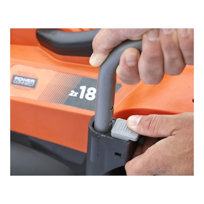 Black + Decker Cortacésped Inalámbrico LITIO 18V 33 cm - 2.5Ah (2 baterías) Black + Decker Cortacésped Inalámbrico LITIO 18V 33 cm - 2.5Ah (2 baterías)