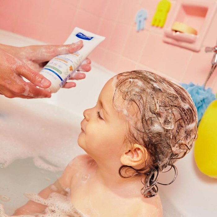Mustela Champú Desenredante y Nutritivo en Crema 200 ml Mustela Champú Desenredante y Nutritivo en Crema 200 ml