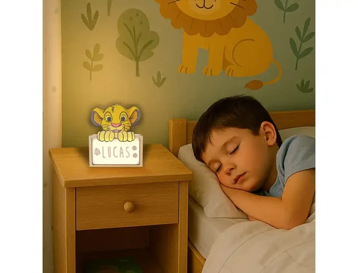 Wondee Lámpara de noche Simba personalizable de madera Wondee Lámpara de noche Simba personalizable de madera