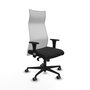 Sillón Albacete con mecanismo Sincro tapizada con Similpiel color Negro y malla color Blanco. Equipado con Base nailon negra, Brazos 1D y Ruedas 65 mm parqué