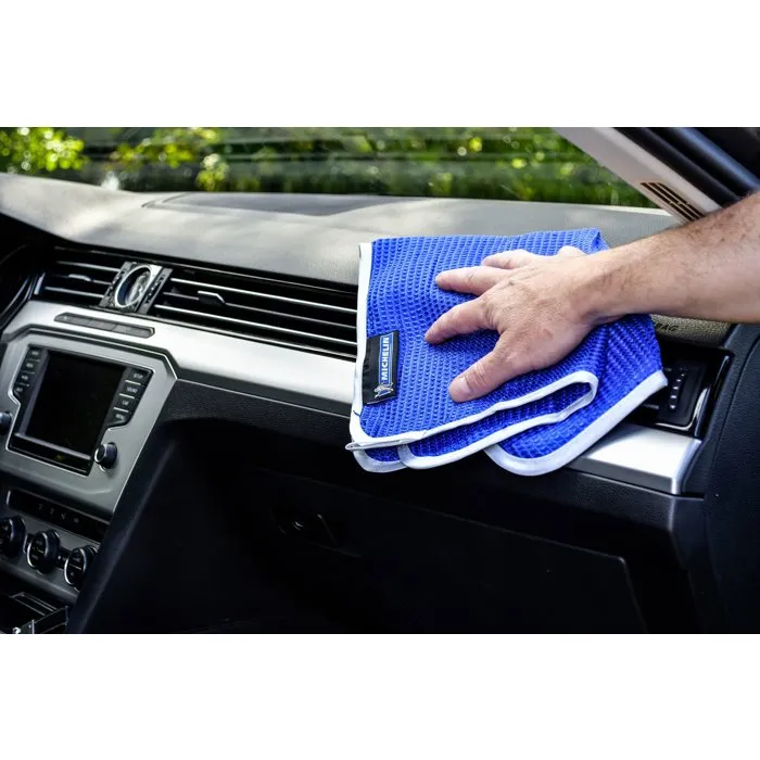 Michelin Expert Gloss Plastics - Limpiador y protector para plásticos brillantes y satinados, 400 ml, fragancia vainilla, fórmula antiestática