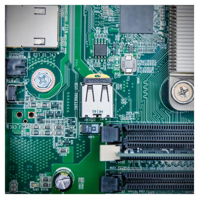 Yubico YubiHSM v2.2 FIPS - Seguridad de Hardware para Entornos Empresariales