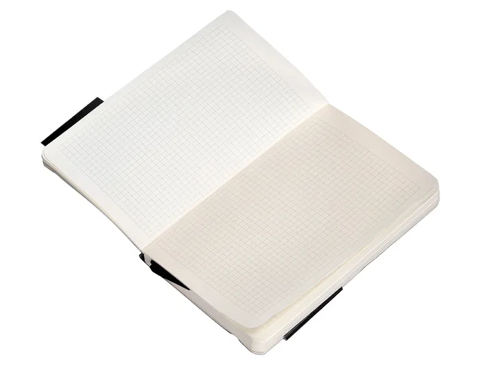 Antartik Cuaderno A6 Tapa Blanda Cuadriculado Negro 100 Hojas 80 gr FSC