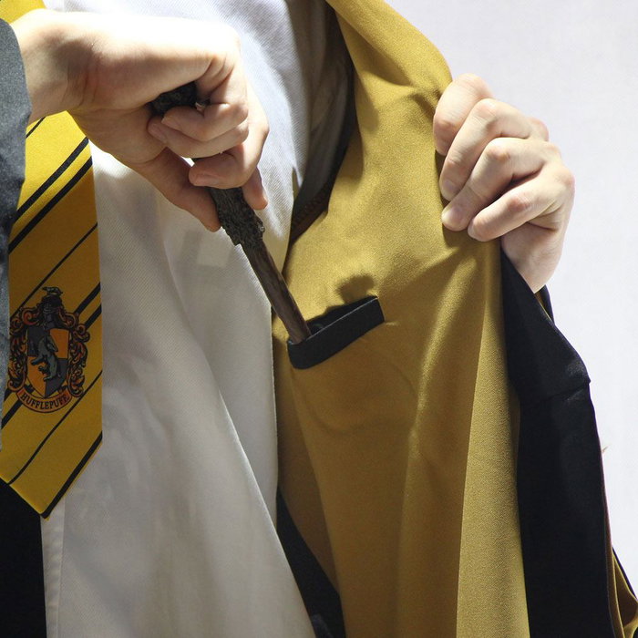 Harry Potter Vestido de Mago Hufflepuff talla M Harry Potter Vestido de Mago Hufflepuff talla M