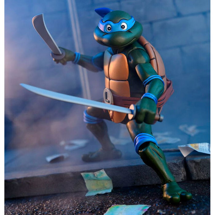 NECA Ultimate Leonardo VHS Scale Action Figure 18 cm Teenage Mutant Ninja Turtles Cartoon Edition