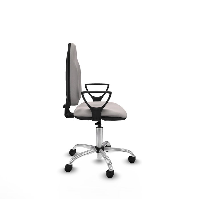 Silla de oficina Algarra con mecanismo Contacto permanente básico tapizada con Similpiel color Blanco. Equipada con Base cromada, Brazos fijos y Ruedas de nailon 50 mm