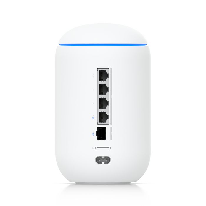 Ubiquiti UDR7 Cloud Gateway, WiFi 7, 10G SFP+, 2.5 GbE RJ45, 1x PoE, 160 m² Ubiquiti UDR7 Cloud Gateway, WiFi 7, 10G SFP+, 2.5 GbE RJ45, 1x PoE, 160 m²