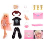 MGA 511519 Muñeca Bratz Celebrity Karol G con Vestido Camisero, Joggers, Mini Vinilo Álbum Mañana Será Bonito y Accesorios Glam