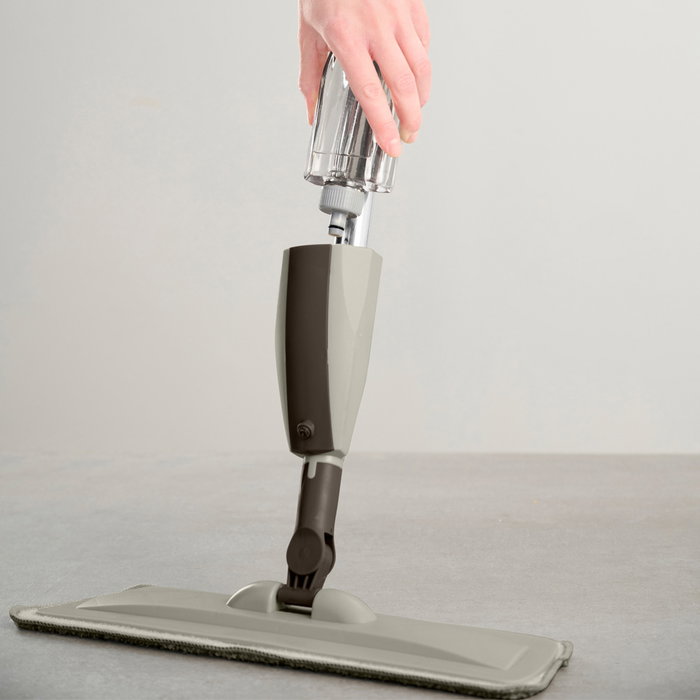 Day Mopa con Pulverizador 300 ml, Paño Microfibra, Apta Parquet y Azulejos, Medidas 38x11.5 cm