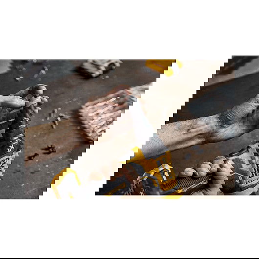 DEWALT Remachadora a Batería 18V 4.8mm DCF403NT-XJ XR con Maletín TSTAK II